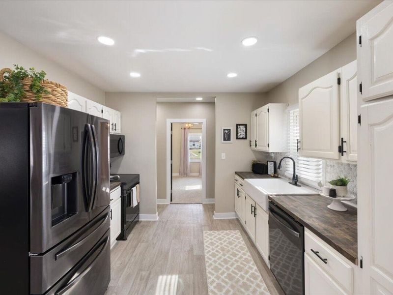 504 Liberty Street, Bradford, OH 45308 Photo 12