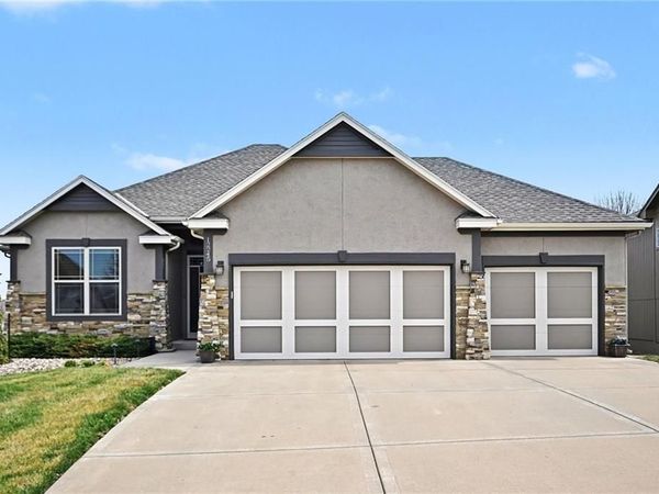 12245 NW Belmont Drive, Platte City, MO 64079