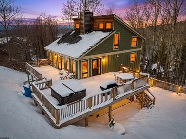 53 Ski In Court, Davis, WV 26260