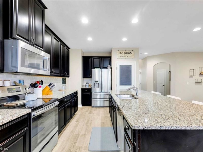 3147 Fairview Drive, Avon, OH 44011 Photo 14