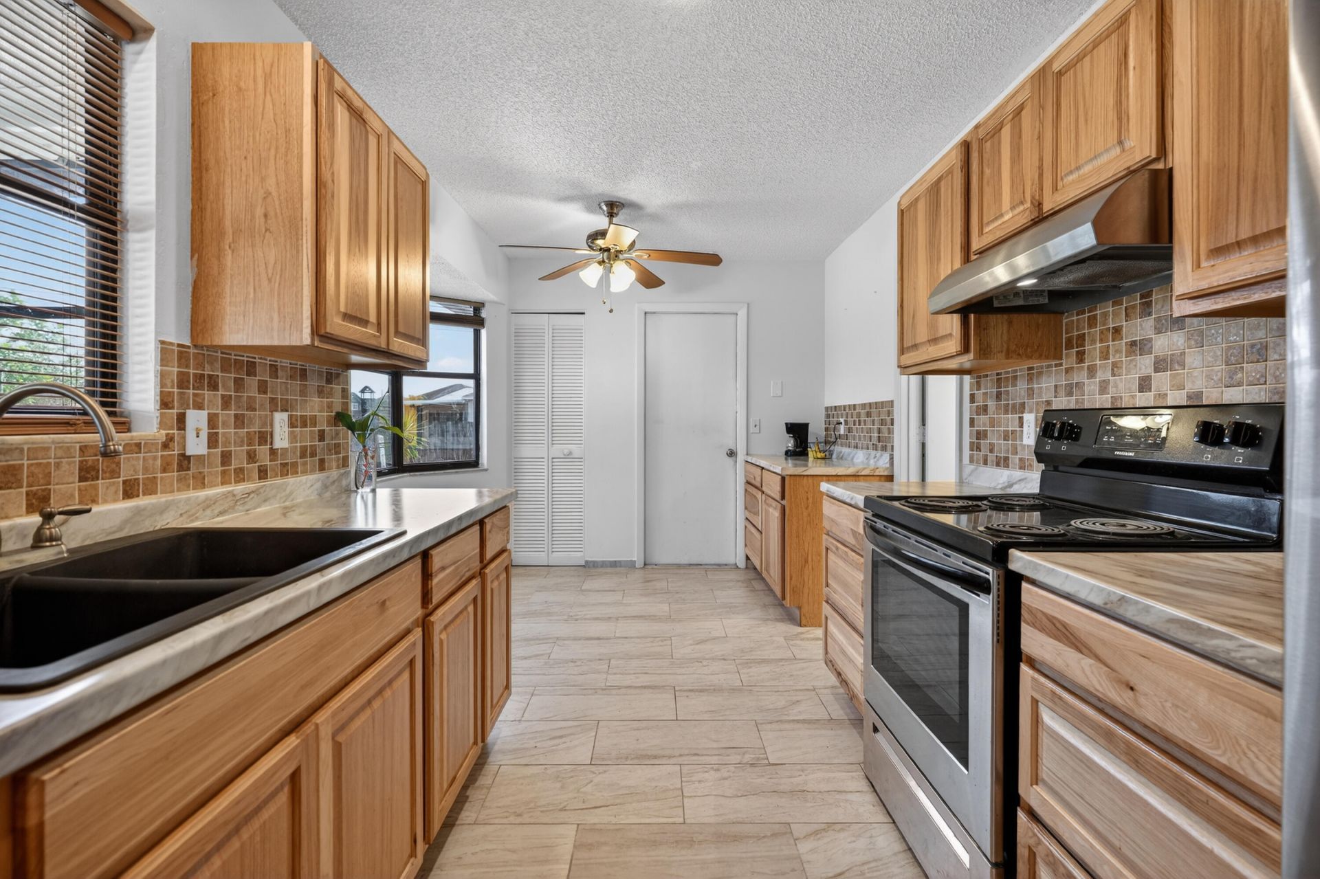 456 SW Kestor Drive, Port Saint Lucie, FL 34953 Photo