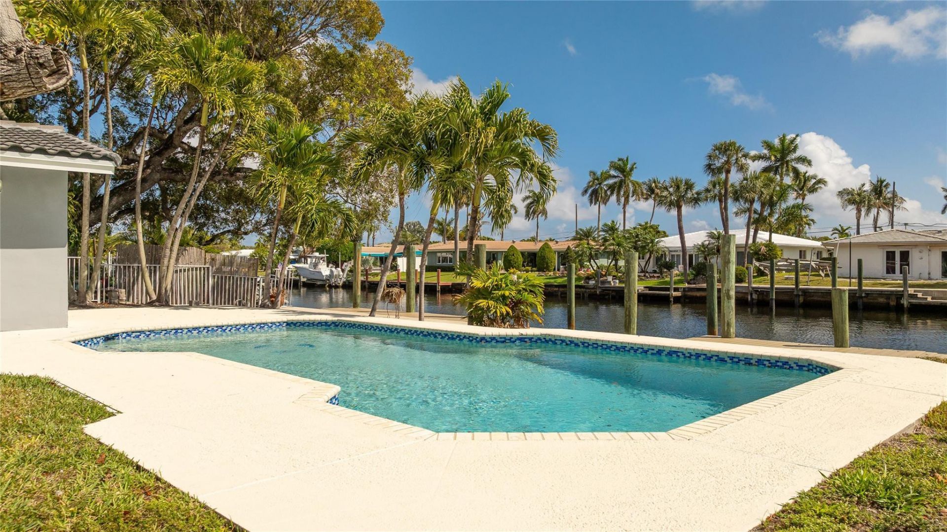 360 SE 5th Avenue, Pompano Beach, FL 33060 Photo