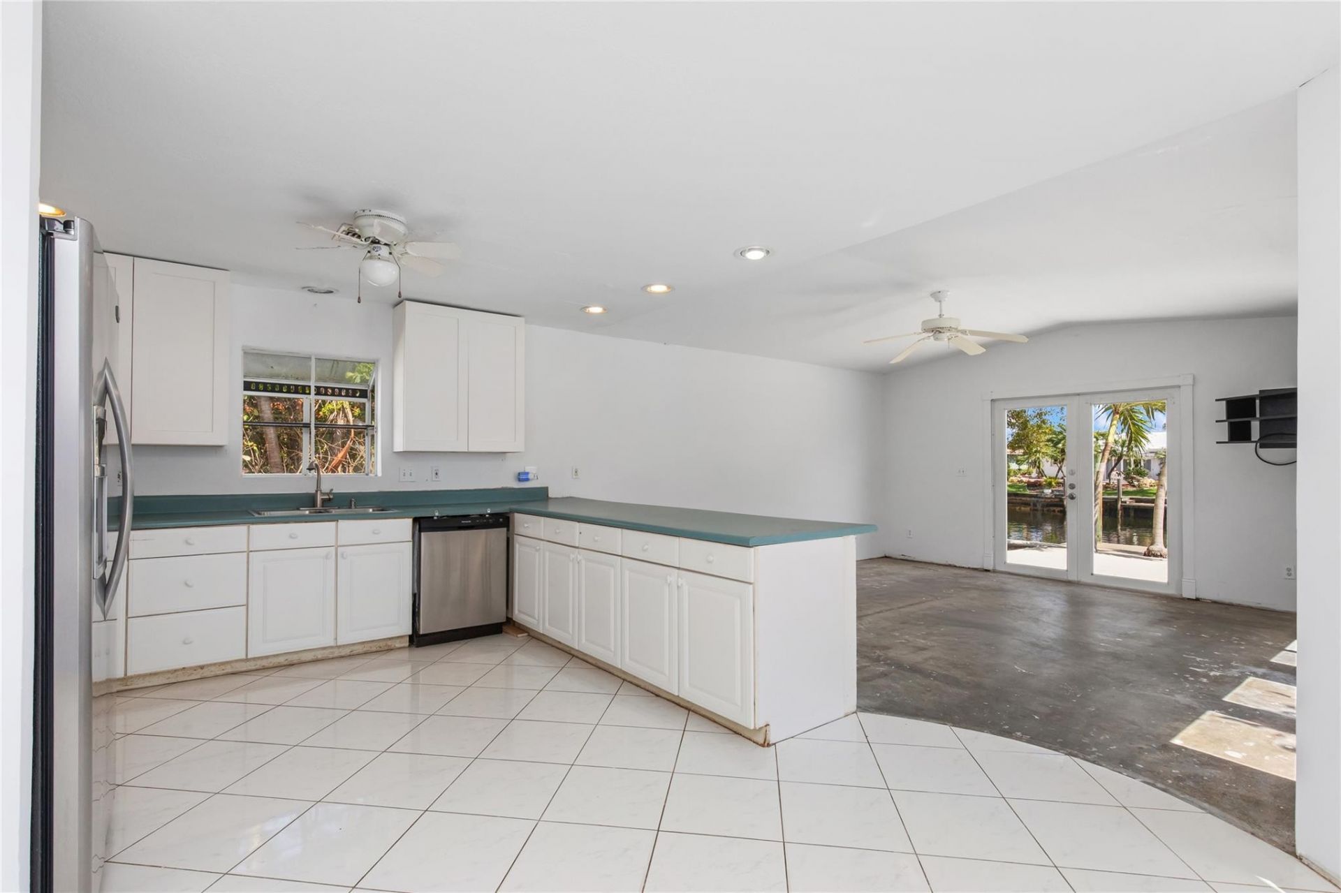 360 SE 5th Avenue, Pompano Beach, FL 33060 Photo