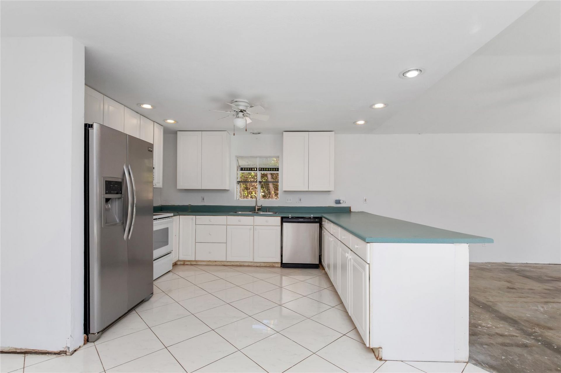 360 SE 5th Avenue, Pompano Beach, FL 33060 Photo