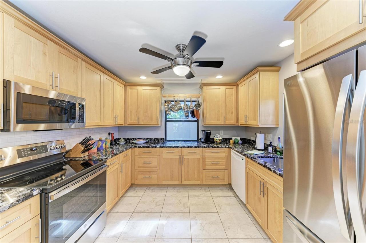 7921 4th Avenue W, Bradenton, FL 34209 Photo