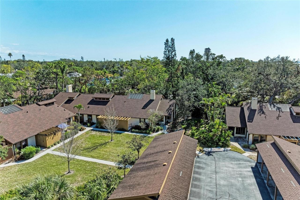 7921 4th Avenue W, Bradenton, FL 34209 Photo