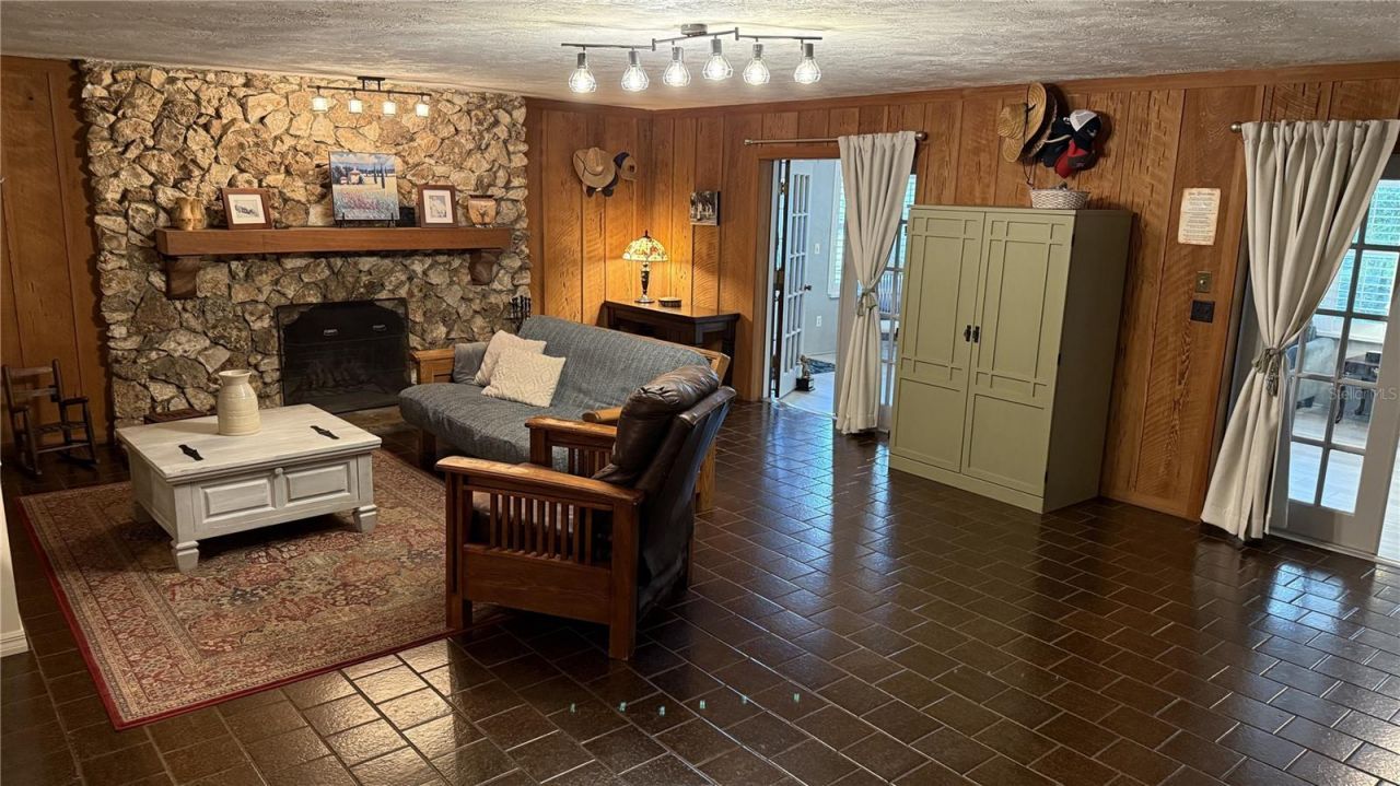 1390 E Ohio Avenue, Lake Helen, FL 32744 Photo