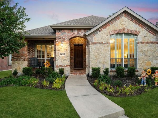 14881 Holly Leaf Drive , Frisco, TX 75035