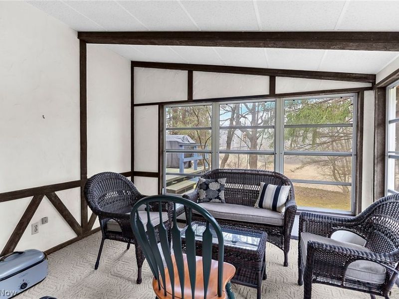 2479 Tibbetts Wick Road, Girard, OH 44420 Photo 19