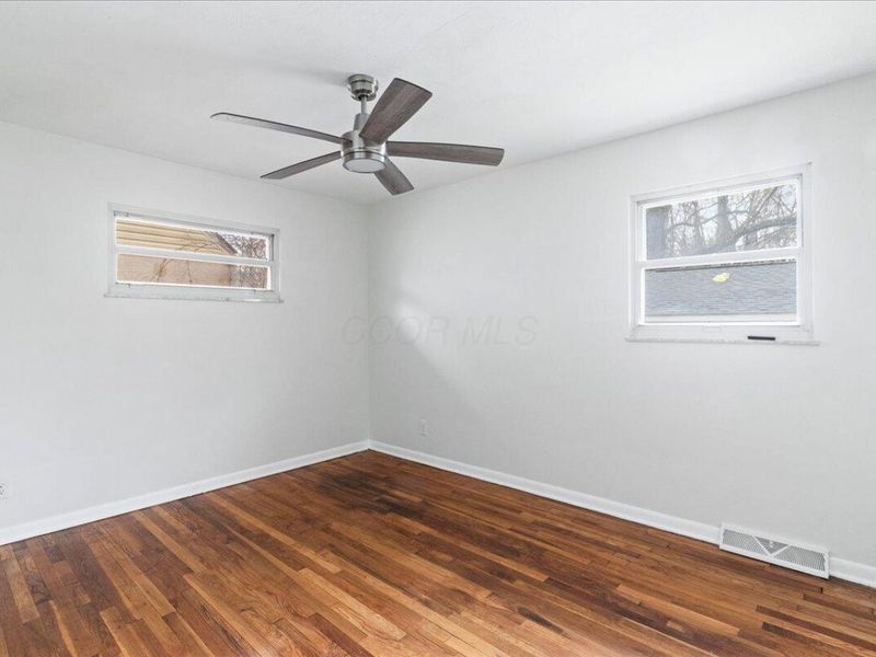 2299 Holt Avenue, Columbus, OH 43219 Photo 16