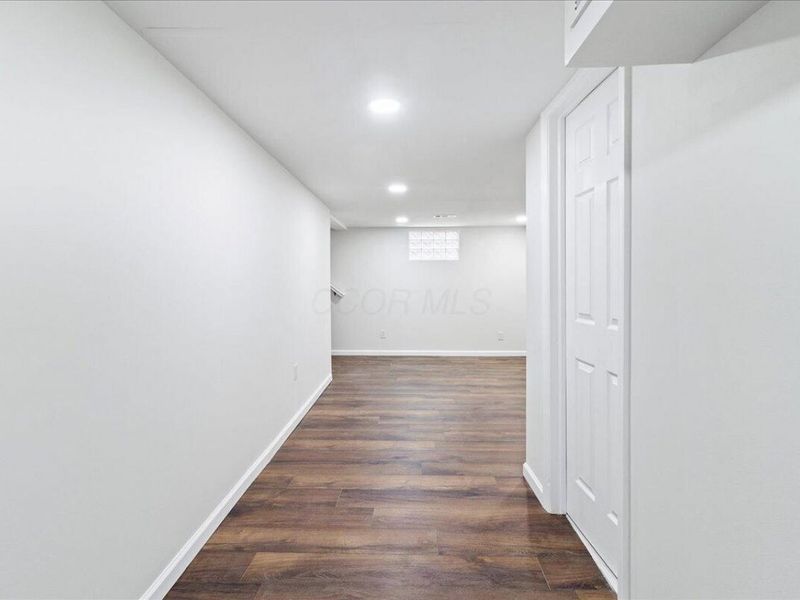 2299 Holt Avenue, Columbus, OH 43219 Photo 23