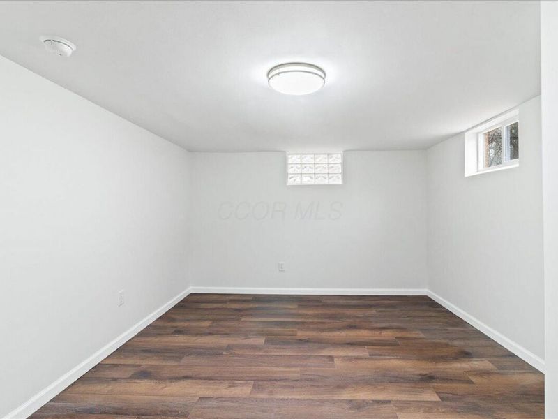 2299 Holt Avenue, Columbus, OH 43219 Photo 29