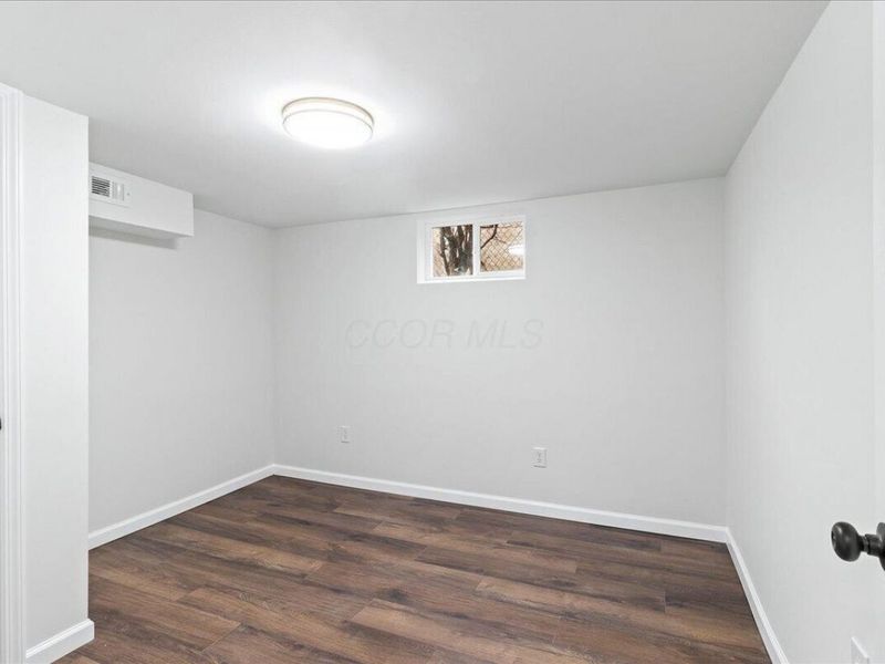 2299 Holt Avenue, Columbus, OH 43219 Photo 31