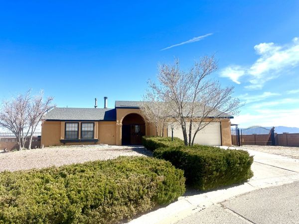 908 Riva Court NE, Rio Rancho, NM 87124