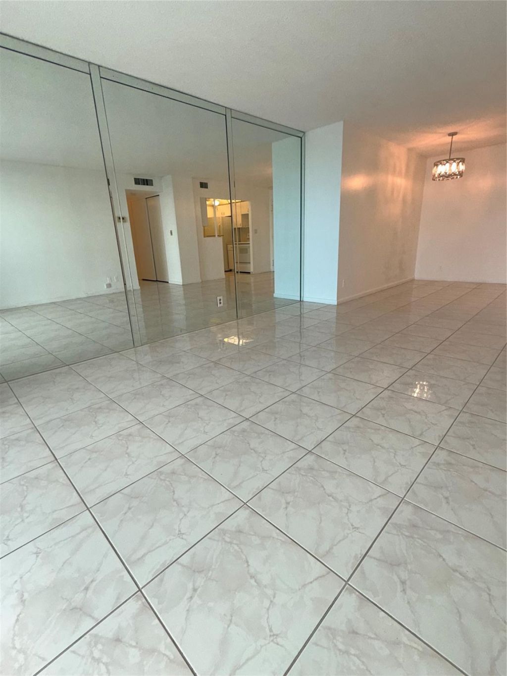 111 Briny Avenue, Unit 806, Pompano Beach, FL 33062 Photo