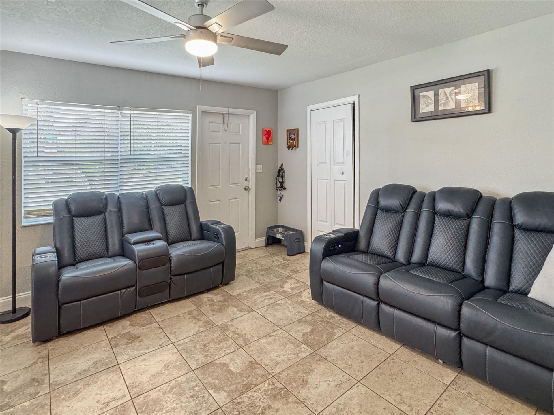 1620 NW 11th Place, Fort Lauderdale, FL 33311 Photo