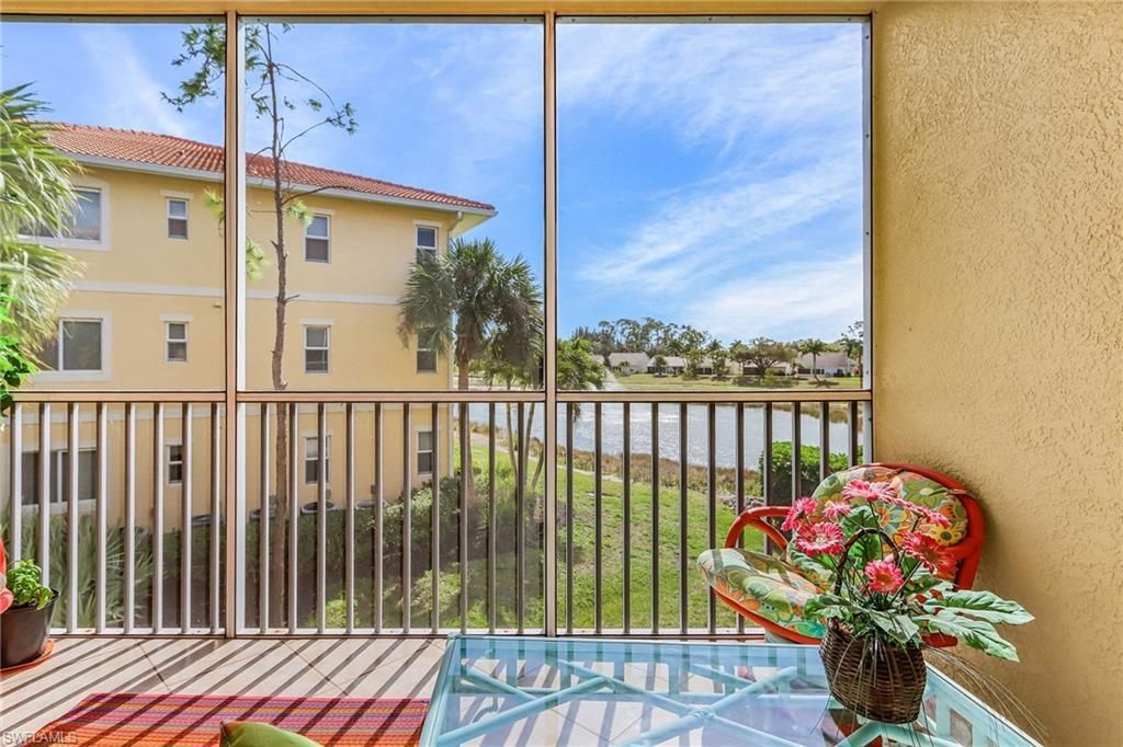 10010 Maddox Ln, Unit 215, Bonita Springs, FL 34135 Photo