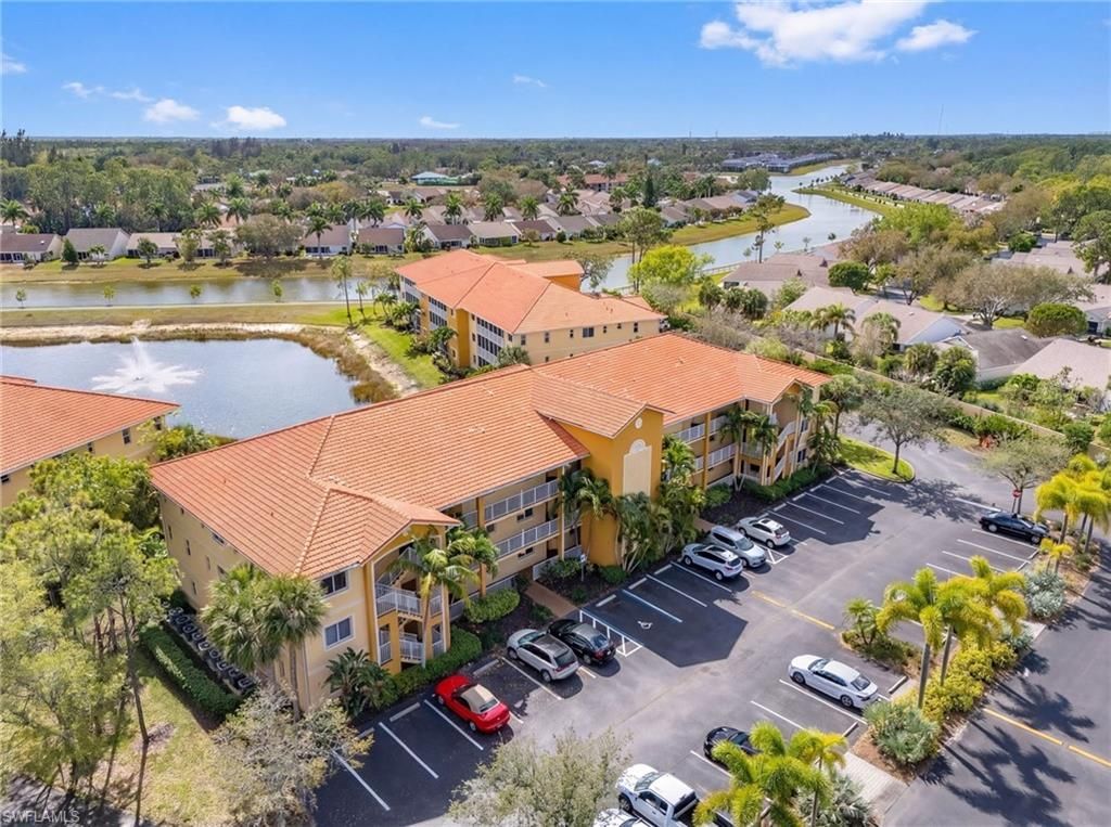 10010 Maddox Ln , Unit 215, Bonita Springs, FL 34135 Photo