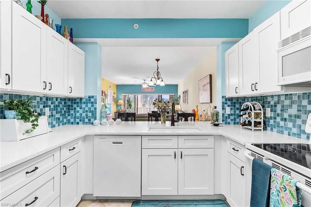 10010 Maddox Ln, Unit 215, Bonita Springs, FL 34135 Photo