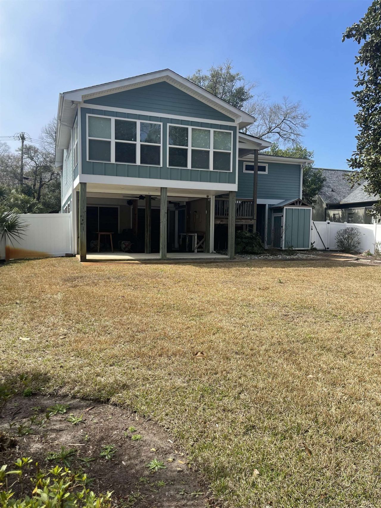 310 67th Ave. N Photo 2