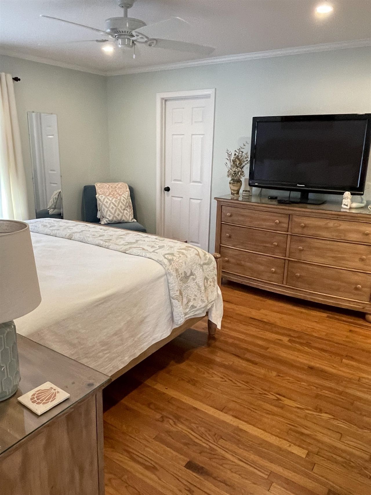 310 67th Ave. N Photo 6