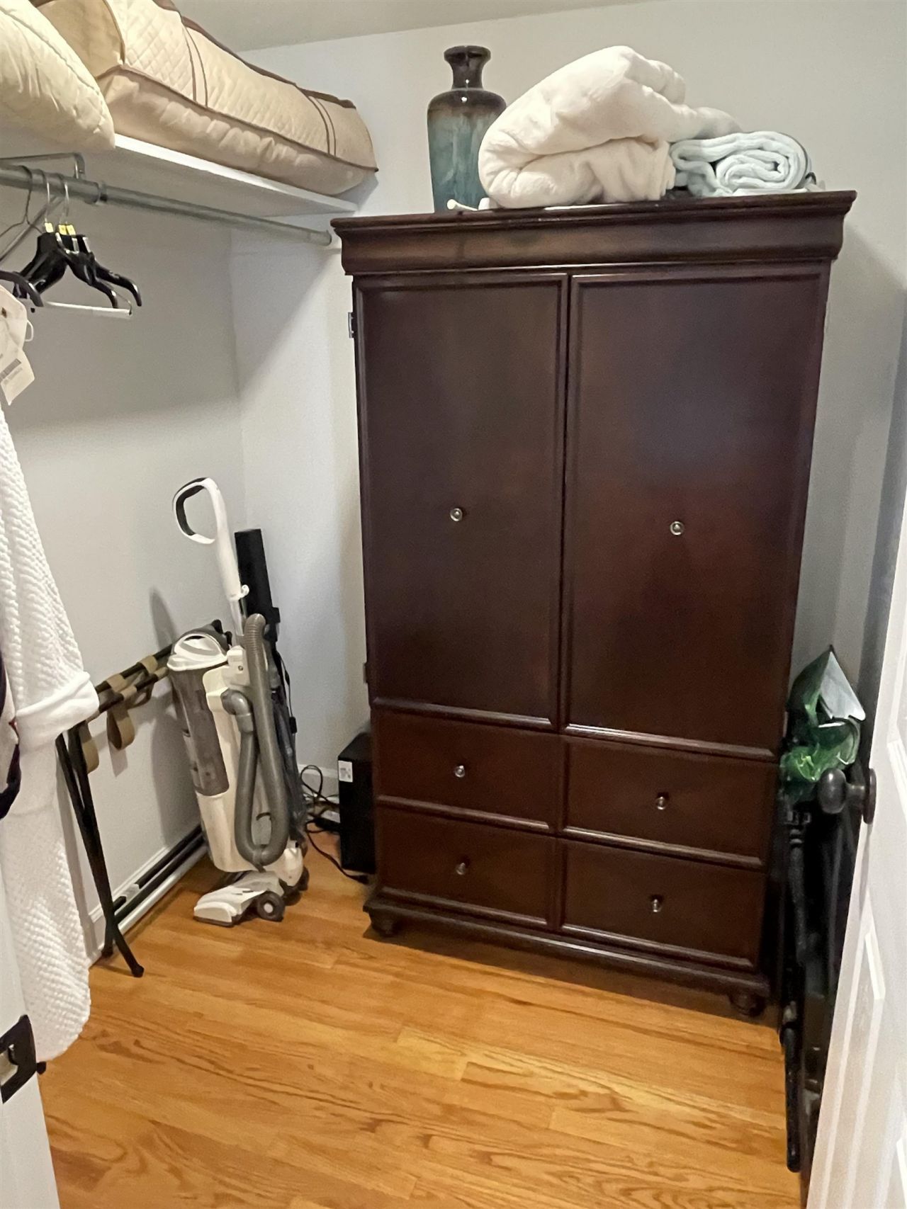 310 67th Ave. N Photo 7