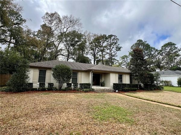 4055 Westmoreland Drive S, Mobile, AL 36609