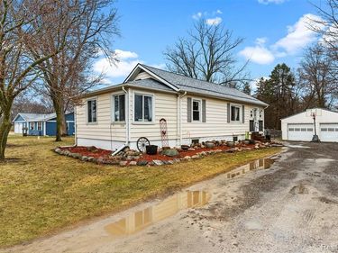 7250 Frances Road, Montrose Twp, MI 48433