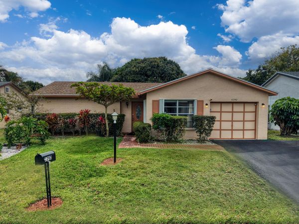 6292 Silver Moon Lane, Greenacres, FL 33463