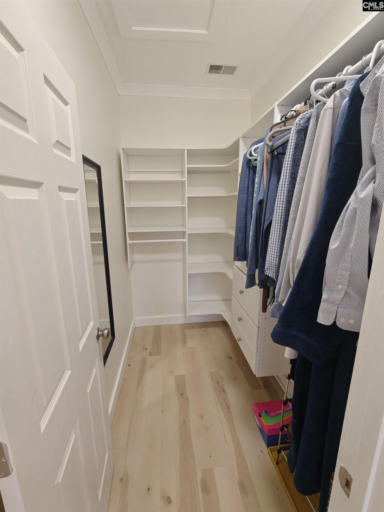 116 Gates Circle  Photo 11