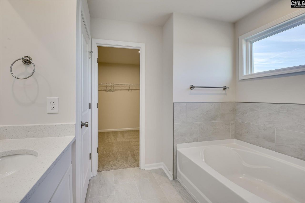 1703 Sweet Meadow Court Photo 32