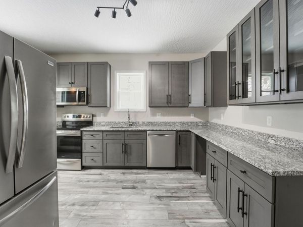 414 E Walnut Street , Lancaster, OH 43130