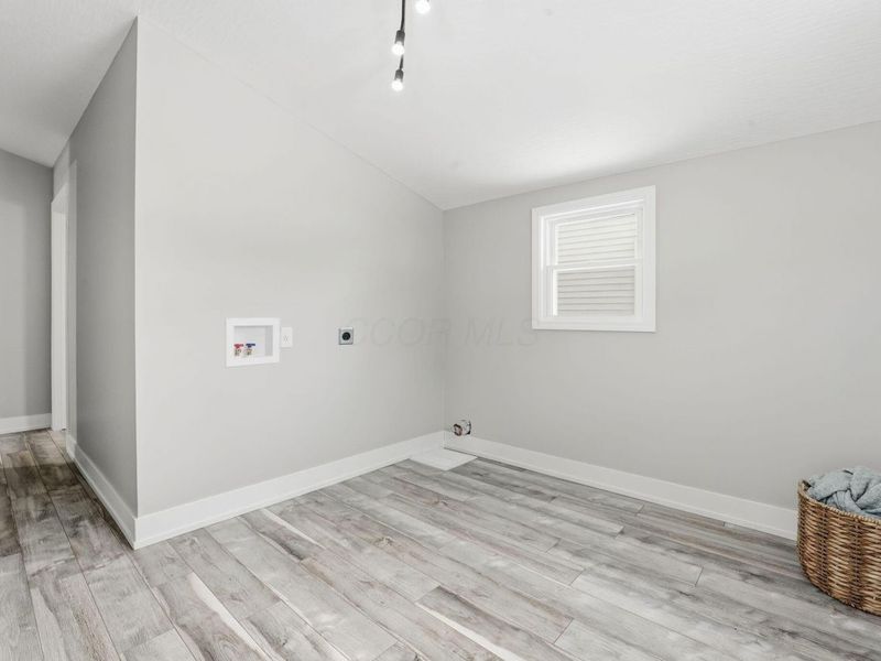 414 E Walnut Street , Lancaster, OH 43130 Photo 13