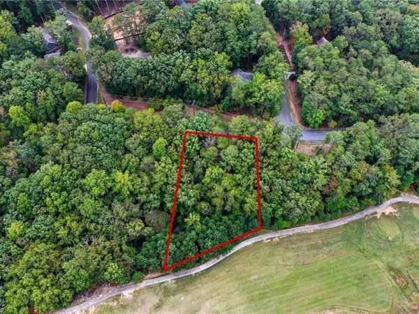 265 Red Cloud Drive , Waleska, GA 30183