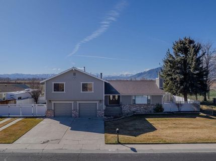1663 Mackland Avenue, Minden, NV 89423 Photo