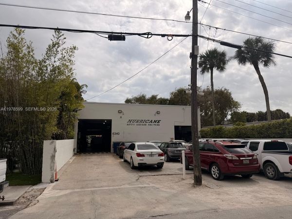 6340 Manor Ln, South Miami, FL 33143