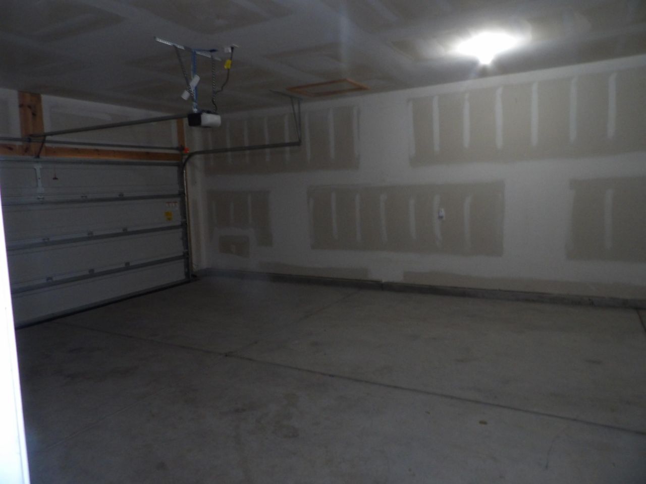 315 Coopers Hawk Drive Photo 15