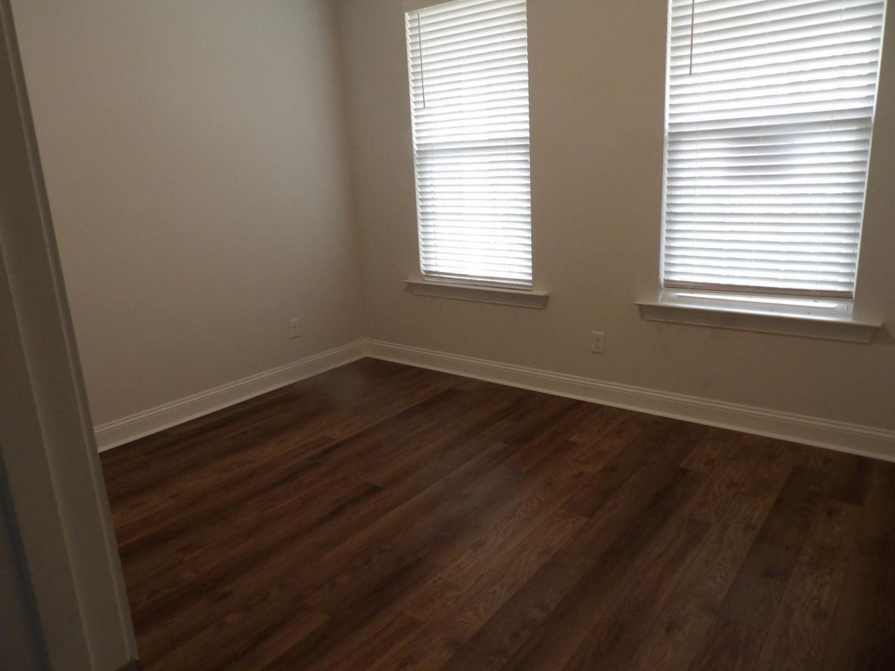 315 Coopers Hawk Drive Photo 5