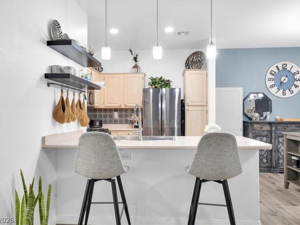 855 N Stephanie Street , Unit 2714, Henderson, NV 89014