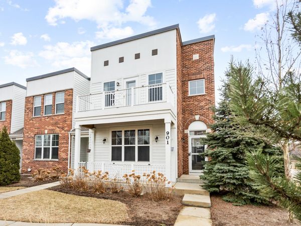 901 Times Square Drive , Aurora, IL 60504