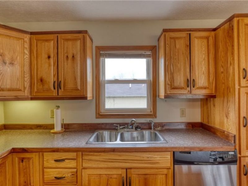 3333 Glenn Highway, Cambridge, OH 43725 Photo 10