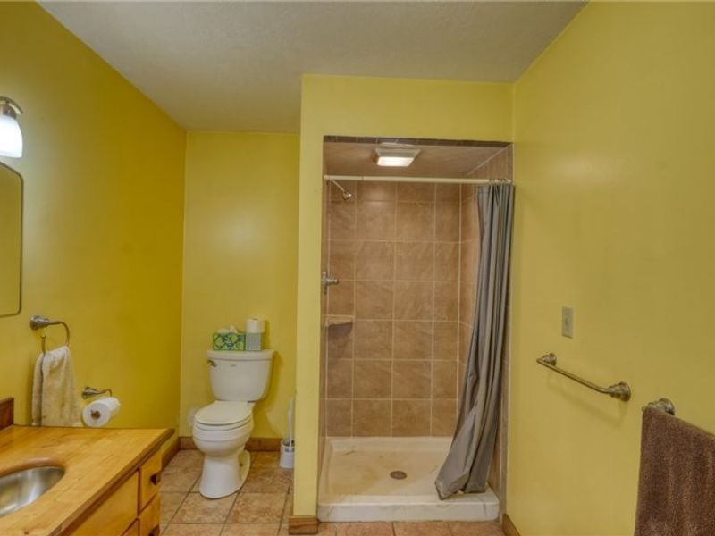 3333 Glenn Highway, Cambridge, OH 43725 Photo 13