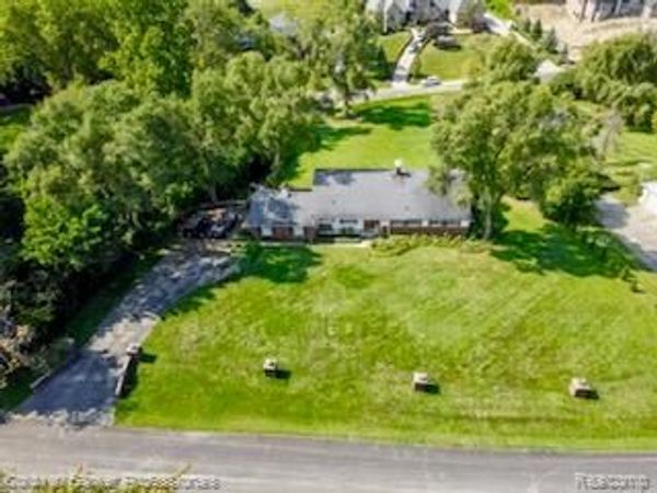 3260 Chickering Lane , Bloomfield Twp, MI 48302