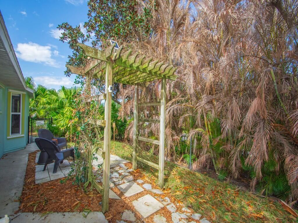 702 Helicon Terrace, Sebastian, FL 32958 Photo