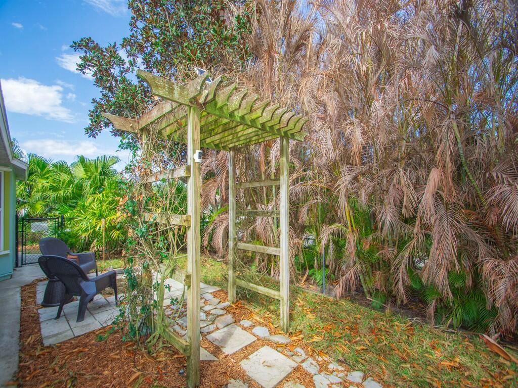 702 Helicon Terrace, Sebastian, FL 32958 Photo