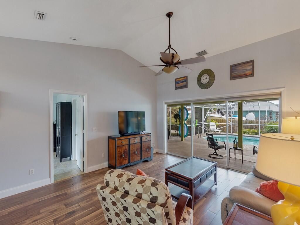 702 Helicon Terrace, Sebastian, FL 32958 Photo