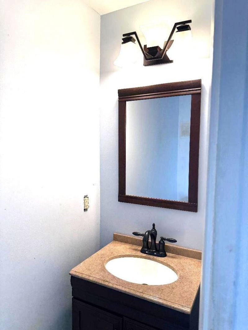 3082 S Oakland Forest Dr, Unit 1306, Oakland Park, FL 33309 Photo