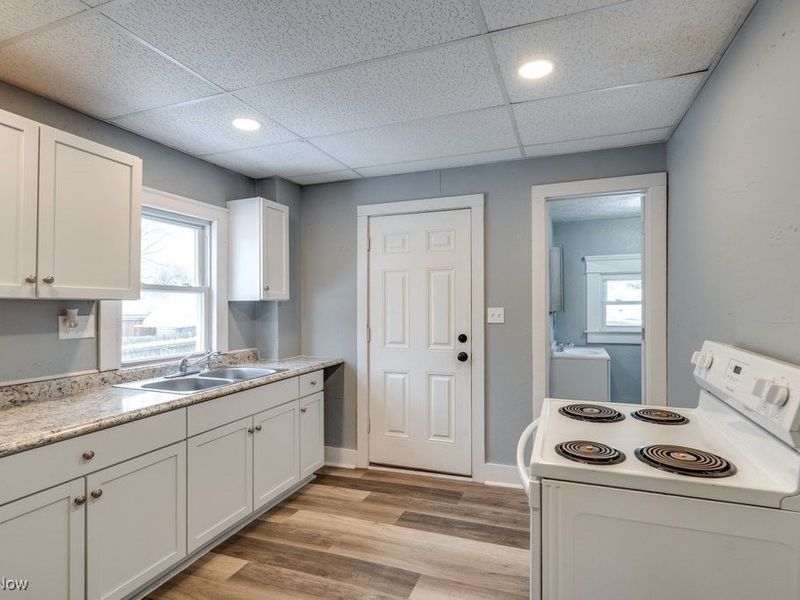 2100 12th Street SW, Akron, OH 44314 Photo 13