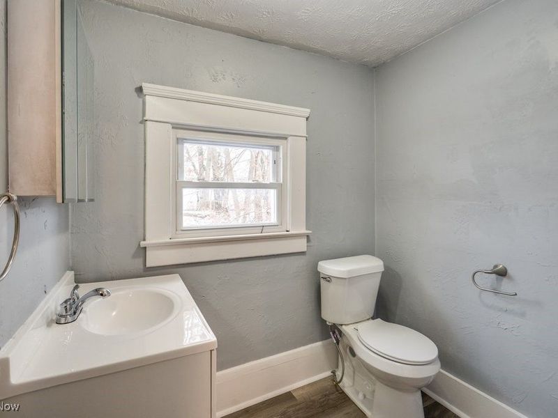 2100 12th Street SW, Akron, OH 44314 Photo 17