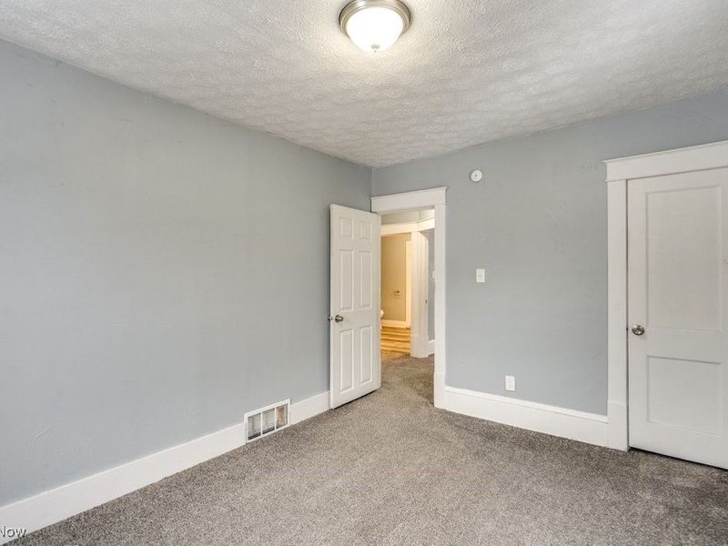 2100 12th Street SW, Akron, OH 44314 Photo 28